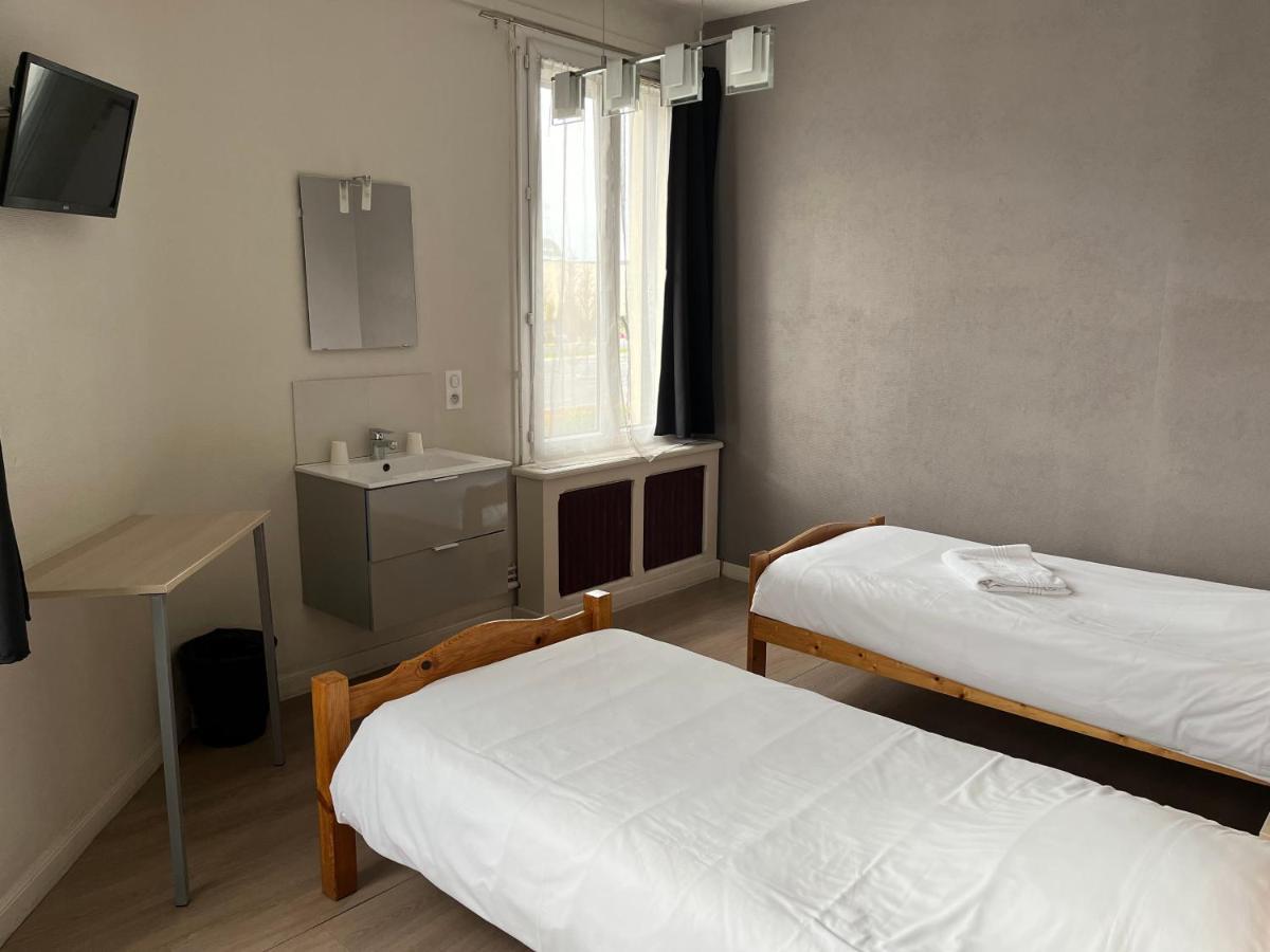 Aux Bons Amis Hotel Reims Exterior photo